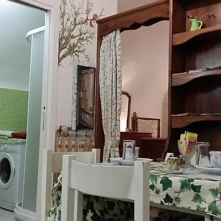 Daire Le Del Libro Acino D'uva *